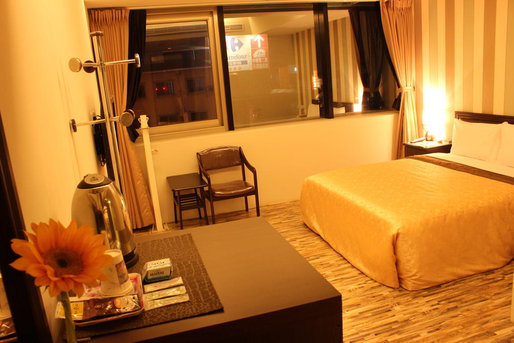 Sodamazon Business Hotel Zhongli Quarto foto