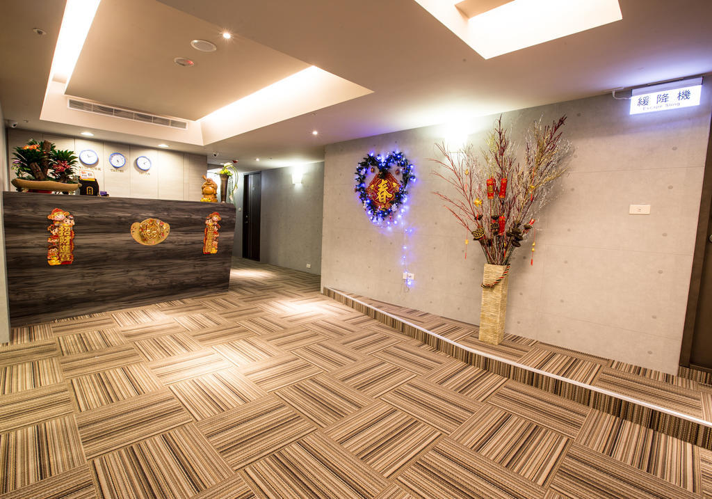 Sodamazon Business Hotel Zhongli Exterior foto